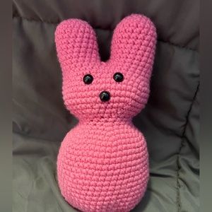 Crochet peep